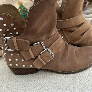 DV DOLCE VITA STUDDED SLIP ON BOOTS